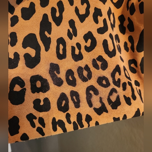 Clare V simple tote in leopard - Picture 5 of 17